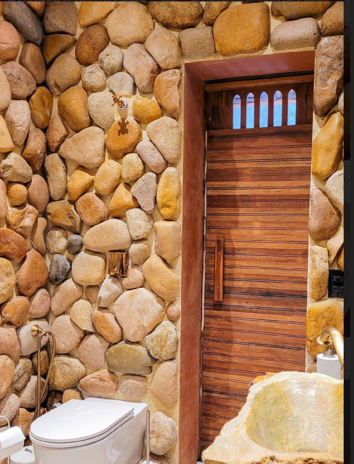 Iron And Stones Apartamento *